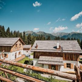 Almdorf Omlach, Fanningberg, hotel a Weisspriach