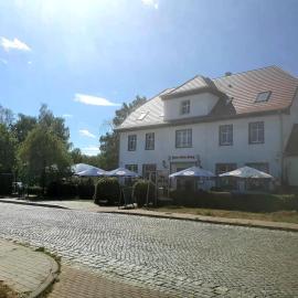 Landgasthof Alter Krug Potsdam OT Marquardt, hotel en Potsdam