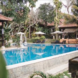 Ubud Hotel & Cottages, ξενοδοχείο σε Malang