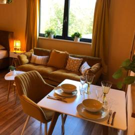 Ferienwohnungen Park Café am Kurpark, hotel in Bernkastel-Kues