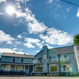 Auberge Aux Quatre Matins, hotell i Saint Come