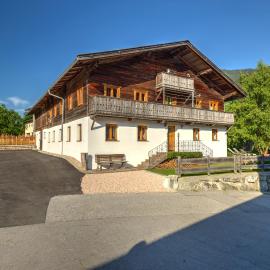 Chalet Rastenhof - Urlaub auf dem Bauernhof in Österreich, hotell i Gallzein