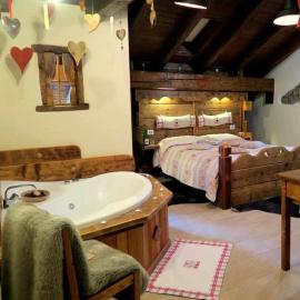 Romantica suite con vasca idromassaggio