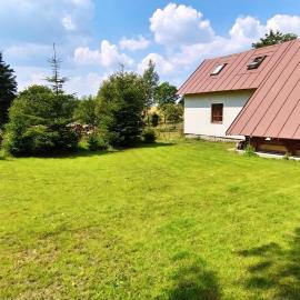 Luční chata, hotel u gradu Hornji Blatna