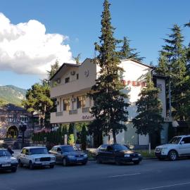 Ruzan hotel, hotel Idzsevanban