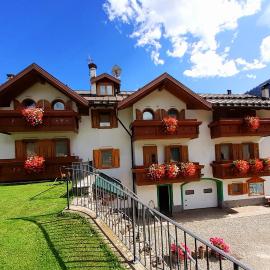 Casa Bamby, hotel en Cogolo