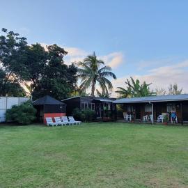 Camping Hostal Tipanie Moana Aeropuerto Centro, Hotel in Hanga Roa