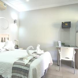 Dive Inn Guesthouse, hotel in Pongola