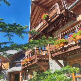 Hotel L'Ecrin des Neiges, hotel din La Joue du Loup