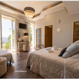 Bormes-les-Mimosas में, होटल Hotel Restaurant Bellevue