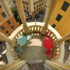 Victoria House Hostel, hotel in Genova