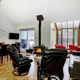 Condo 517 Chemin du Hibou by Les Chalets Alpins, hotel en Stoneham