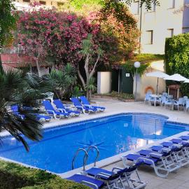 Hotel Yola, ξενοδοχείο σε Altafulla