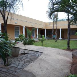 Palapye में, होटल Bonjour Inn Palapye