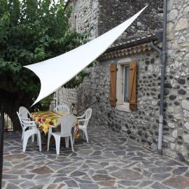 Gîte Escoutay, Hotel in Saint-Thomé