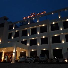 the grand palace, hotel in Sāgar