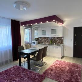 12 RESIDENCE APARTMENT, hotel Kapnikbányán