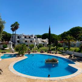 Casa da Balaia - sol, praia, piscina, golf e ténis