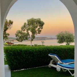 Governors Beach Costas Apts, hotel en Playa del Gobernador