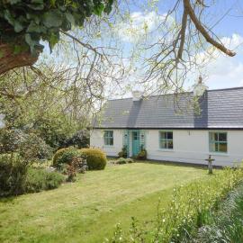 Fleur Cottage Killorglin by Trident Holiday Homes、キローグリンのホテル
