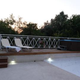 Luxury Fani House Next to Harbor area with Jacuzzi