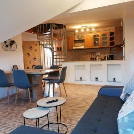 JOE APARTMAN، فندق في كوسيغ