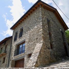 El Corral de Baró, hotel u gradu Espot