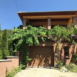 Panoráma Apartman Ház, Hotel in Pannonhalma