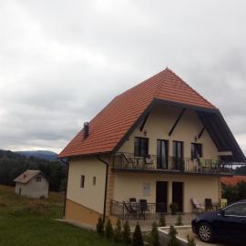 Apartmani Tarsko Sunce, hotel in Kaludjerske Bare