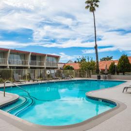 Travelodge by Wyndham Monterey Bay, Hotel in Monterey