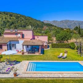 Villa Patricia, Hotel in Pollença