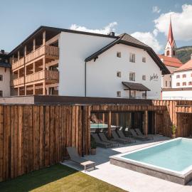 Hotel Gasthof Jochele, hotel em Falzes