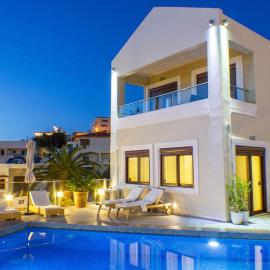 Esthisis Suites Chania, hotel sa Plataniás
