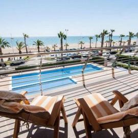 Gilmar Apartments, Apartamento 5 estrellas en Primera Linea de Playa Norte, Peñiscola, Hipoalergenico, Piscina, Ascensor y Parking