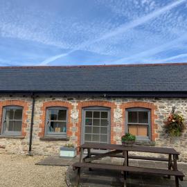 Kingfisher Cottage at Duffryn Mawr Cottages, hotel a Hensol