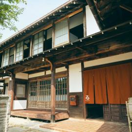 古民家宿るうふ書之家 Heritage Villa LOOF Shonoie, hotel in Minobu
