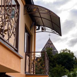KARNEL Hotel: Sanain şehrinde bir otel