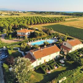 Agriturismo Campallegro, hotel in Cecina