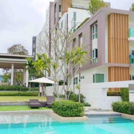 Cozy modern room with stunning lake & mountain view, hotel in Chiang Mai