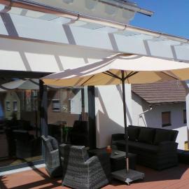 Tauber Sonnen Lodge, hotel in Tauberbischofsheim