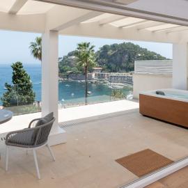 Iancu Charme Apartments, ξενοδοχείο στην Ταορμίνα
