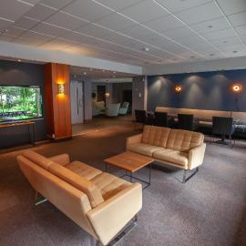 F2 Hotel, מלון בהארסטד