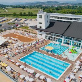 Hotel Terme Ozren – hotel w mieście Bosansko Petrovo Selo
