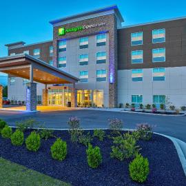 Holiday Inn Express & Suites - Lexington W - Versailles by IHG, hotel i Versailles
