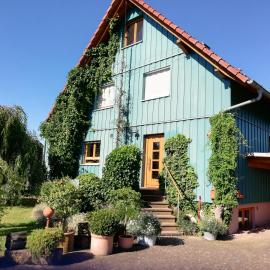 Schnuckelige Wohnung in ruhiger Lage, Elektroauto Ladestation, hotel in Schwanau