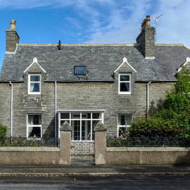 Charming Townhouse on North Coast 500 Route, Wick, hotel Wickben
