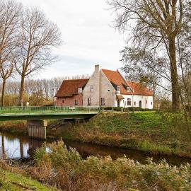 De Zonnebrug, hotel en Saint-Laureins
