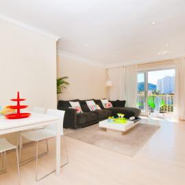 Apartment Corales de Mar in Alcudia with Sea View, by BeBreeze, hotel in Alcudia