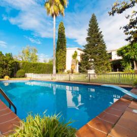 Villa Tramontana de Lloseta, piscina y vista montaña