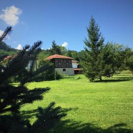 Etno Kuća - Rakić, hotel v destinácii Svrljig